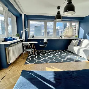 Super Blue ścisłe Centrum Dwie Linie Metra Netflix Wifi 300 Mbs Panorama Miasta Apartament